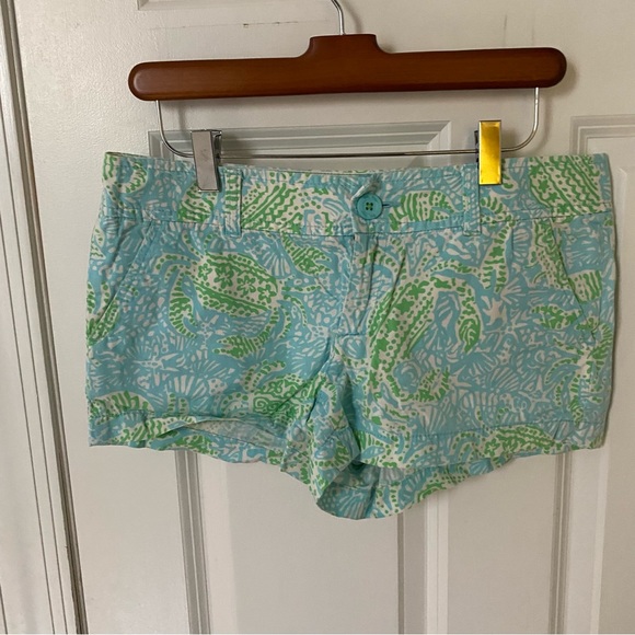Lilly Pulitzer Walsh Shorts | Let’s Get Crackin’ print, size 6 - Picture 5 of 9